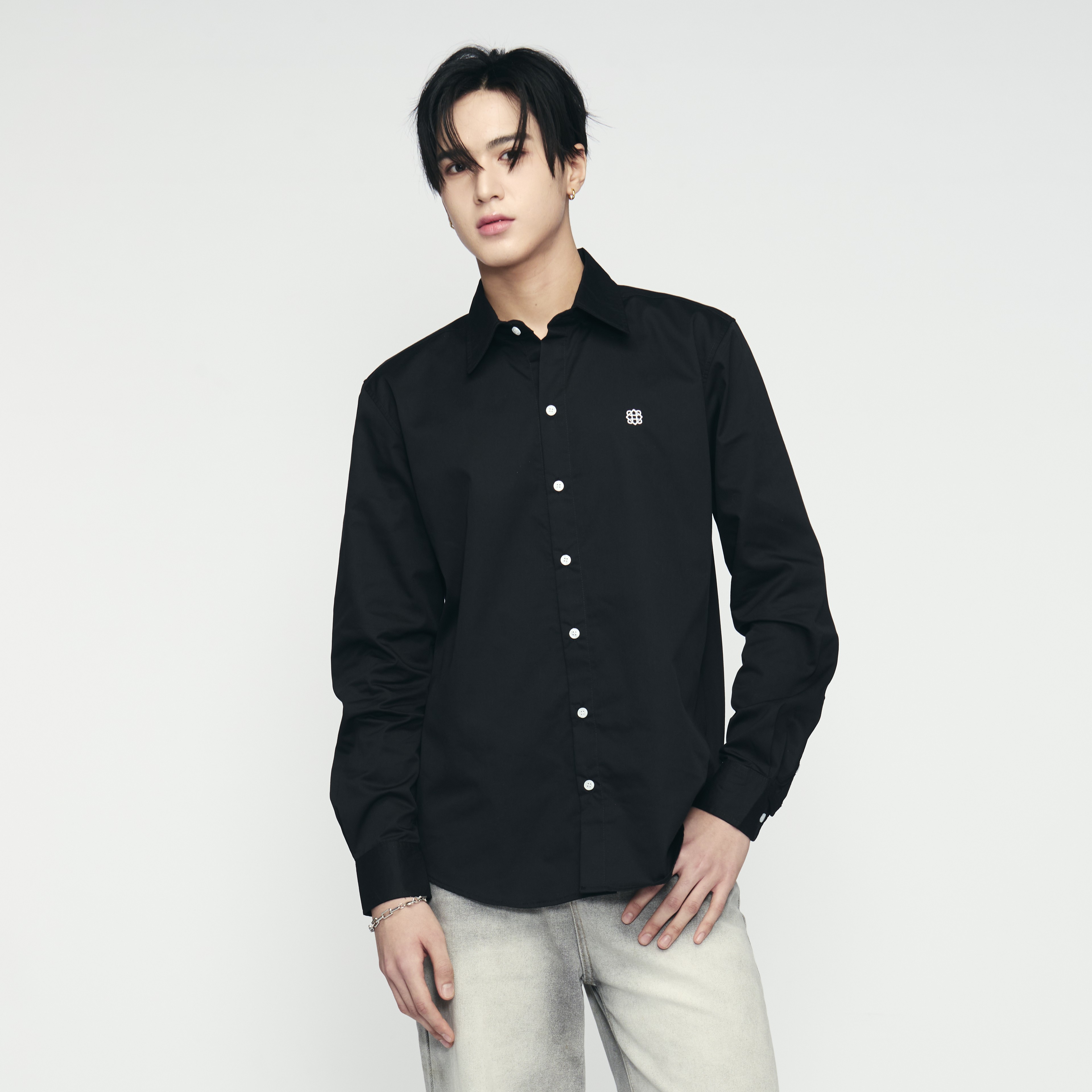 DIVINE SHIRT (BLACK)